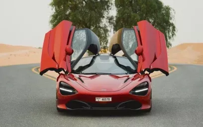 McLaren 720 S (Rot), 2020 zur Miete in Dubai