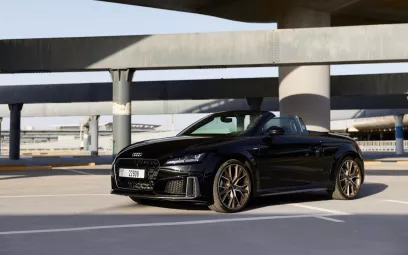 Audi TT (Schwarz), 2023 zur Miete in Dubai