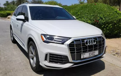 Audi Q7 (Wei&szlig;), 2022 zur Miete in Dubai