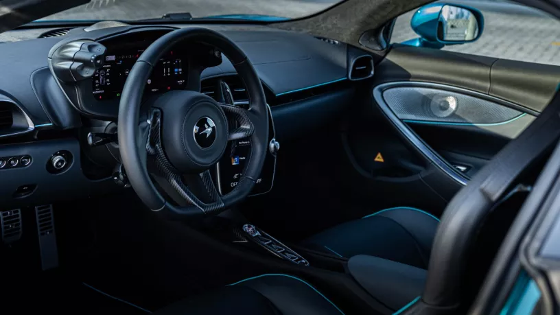 McLaren Artura (Синий), 2023 для аренды в Дубай