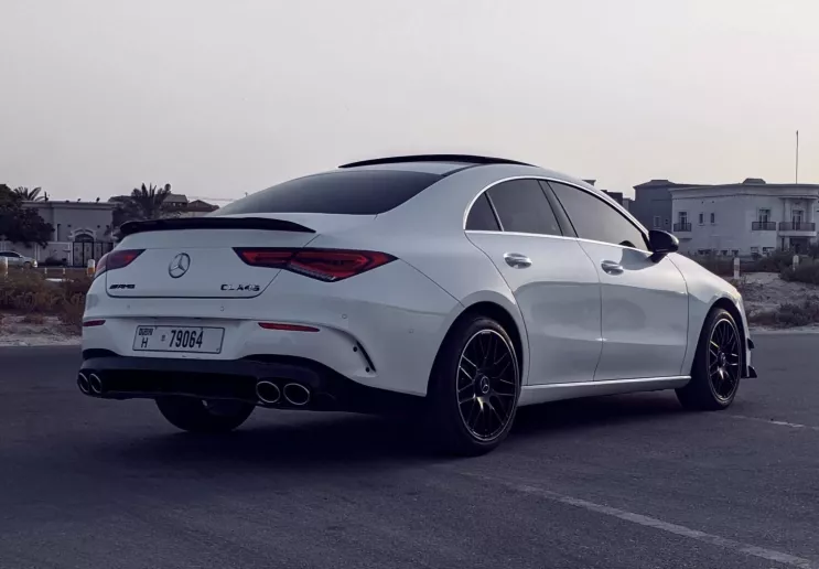 Mercedes CLA (Белый), 2021 для аренды в Дубай