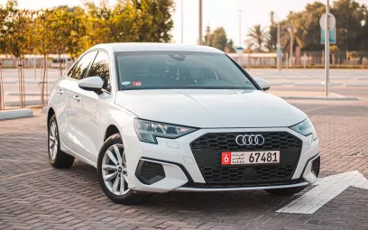 Abu Dabi'de kiralık Audi A3 (Beyaz), 2021