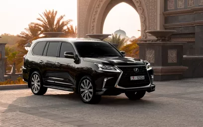 Abu Dabi'de kiralık Lexus LX 570 (Siyah), 2021
