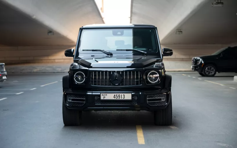 Mercedes G63 AMG (Schwarz), 2023  zur Miete in Dubai