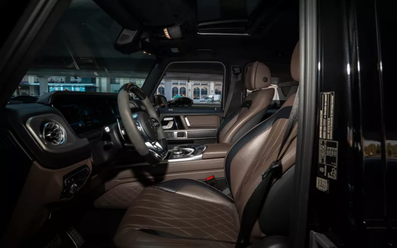 Mercedes G63 AMG (Schwarz), 2023  zur Miete in Dubai