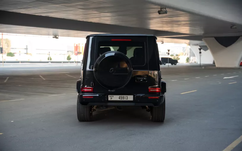 Mercedes G63 AMG (Schwarz), 2023  zur Miete in Dubai