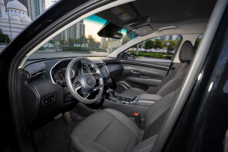 Hyundai Tucson (Negro), 2022 para alquiler en Dub&aacute;i