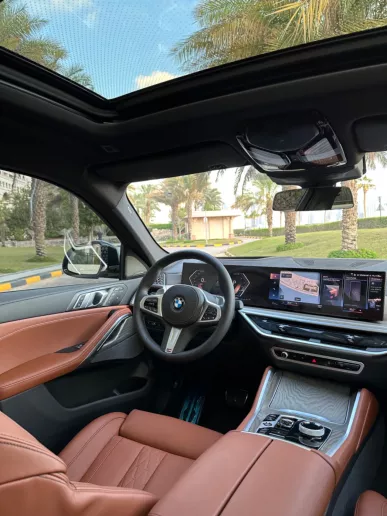 Res&uuml;'l-Hayme'de kiralık BMW X6 (Gri), 2023