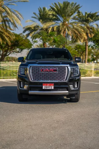 GMC Yukon Denali (Noir), 2024 &agrave; louer &agrave; Sharjah