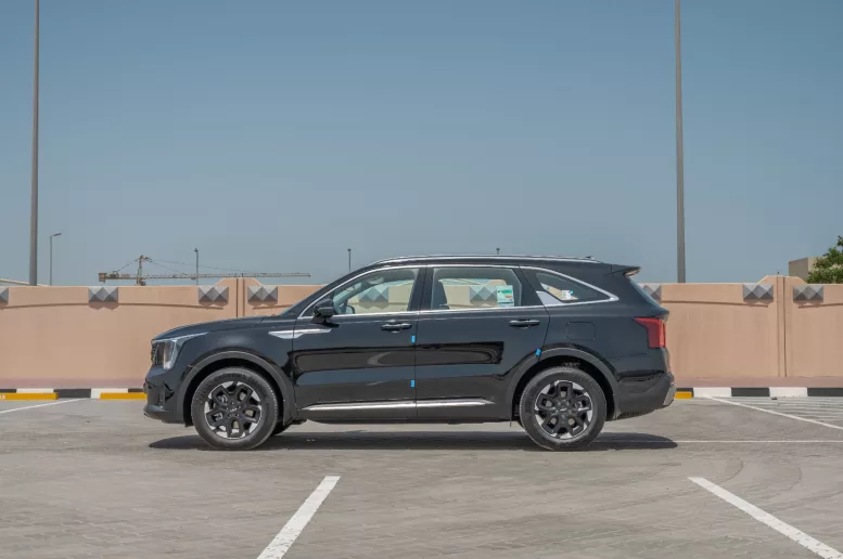 KIA Sorento (Black), 2024 for rent in Dubai
