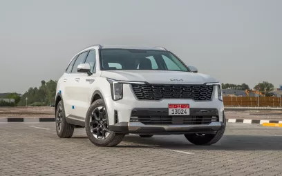 Abu Dabi'de kiralık KIA Sorento (Beyaz), 2024