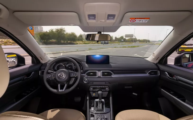 Mazda CX5 (Azul), 2024 para alquiler en Dub&aacute;i