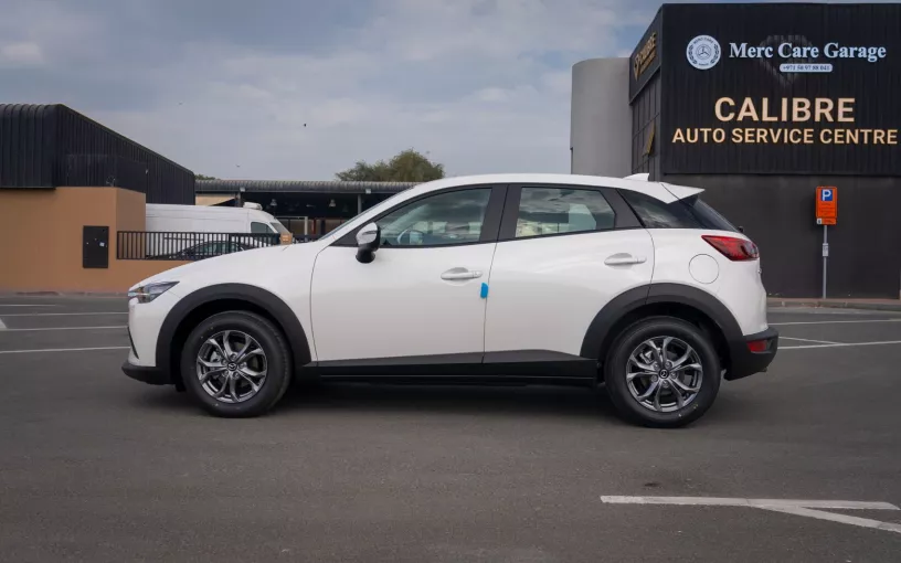 Şarika'de kiralık Mazda CX3 (Beyaz), 2024