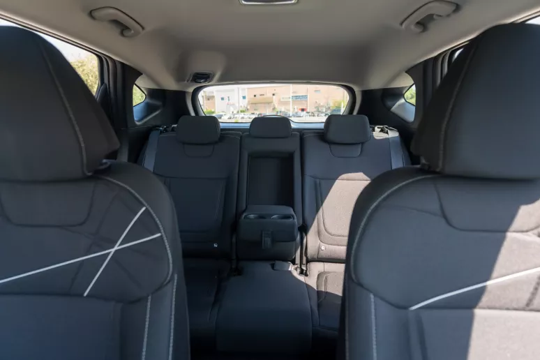 Dubai'de kiralık Hyundai Tucson (G&uuml;m&uuml;ş), 2024