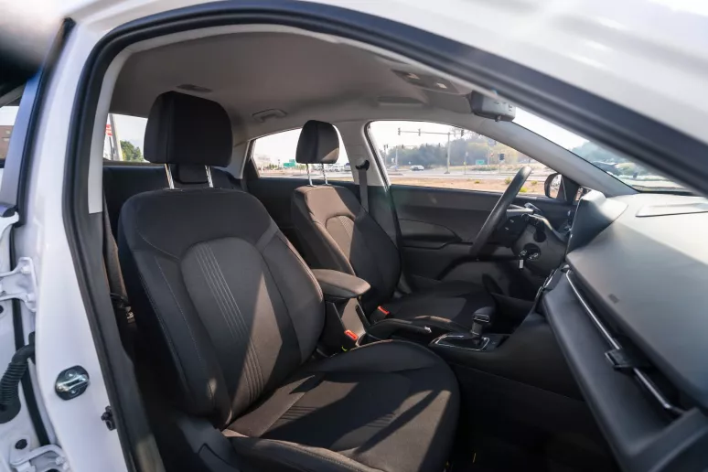 Dubai'de kiralık Hyundai Accent (Beyaz), 2024