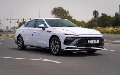Hyundai Sonata (Blanc), 2024 &agrave; louer &agrave; Duba&iuml;