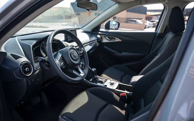 Şarika'de kiralık Mazda CX3 (Gri), 2024