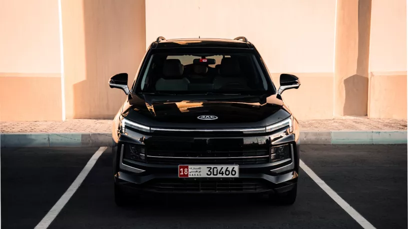 JAC JS4 (Negro), 2023 para alquiler en Abu Dhabi