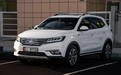 Abu Dabi'de kiralık MG RX5 (Beyaz), 2022