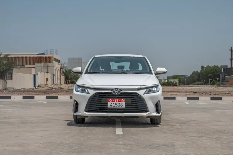 Toyota Yaris (Bianca), 2024 in affitto a Dubai