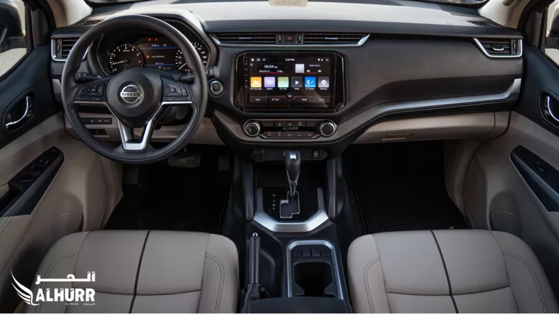 Nissan Xterra (Blanco), 2024 para alquiler en Dub&aacute;i
