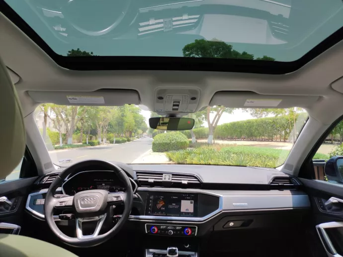 Audi Q3 (Blu), 2022 in affitto a Dubai