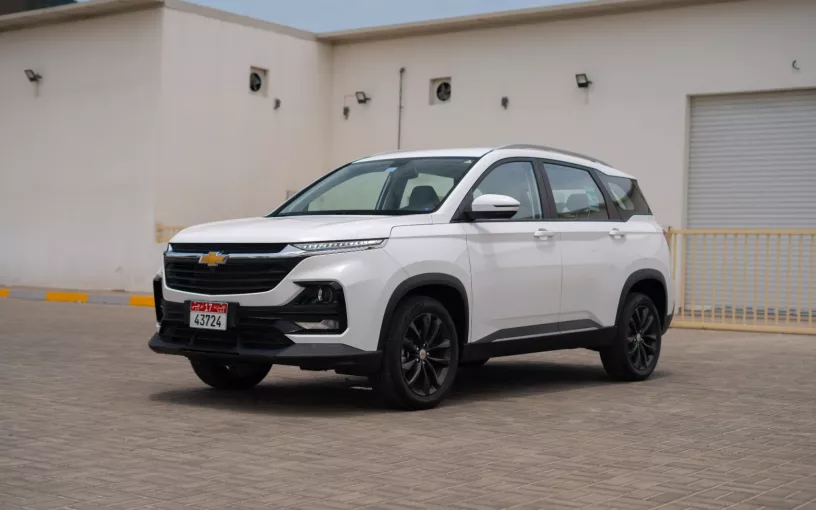 Chevrolet Captiva (Bianca), 2024 in affitto a Dubai