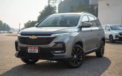 在迪拜 租 雪佛兰Captiva (银), 2024