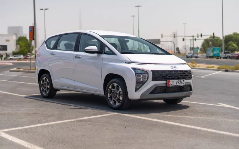 Dubai'de kiralık Hyundai Stargazer (Beyaz), 2024