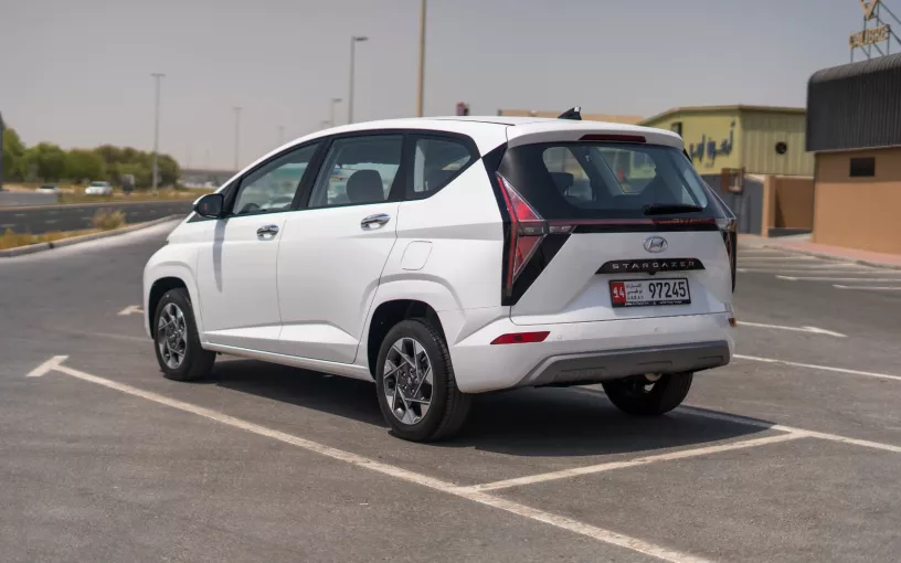 Dubai'de kiralık Hyundai Stargazer (Beyaz), 2024