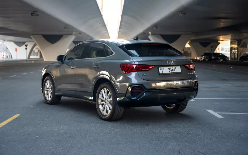 Audi Q3 Sportback (Grijs), 2025 te huur in Abu Dhabi