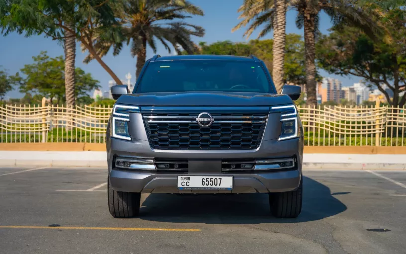 Dubai'de kiralık Nissan Patrol Platinum V6 (Gri), 2025