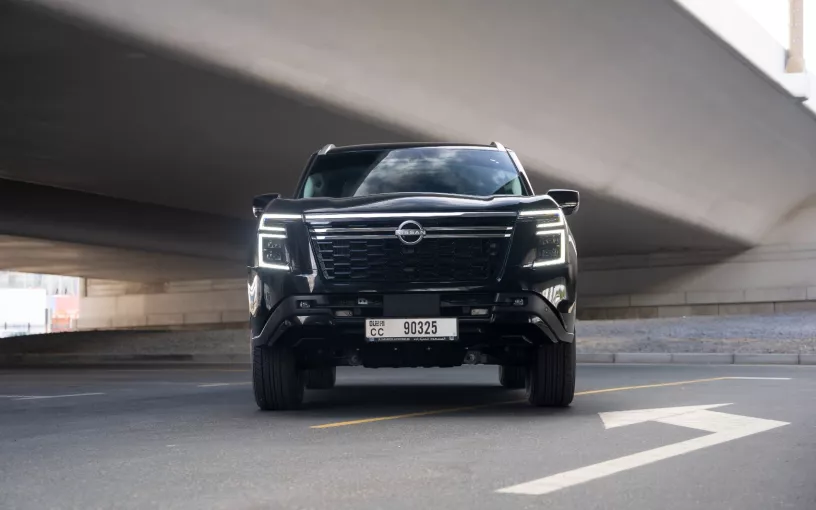 Nissan Patrol SE (Schwarz), 2025  zur Miete in Dubai
