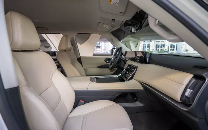 Nissan Patrol SE (Wei&szlig;), 2025  zur Miete in Dubai