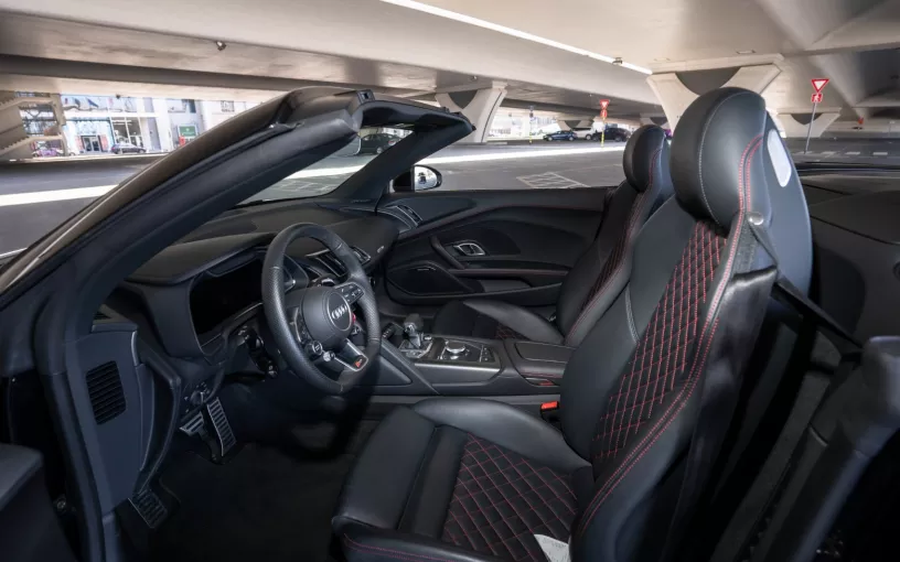 Audi R8 Spyder (Black), 2022 for rent in Sharjah