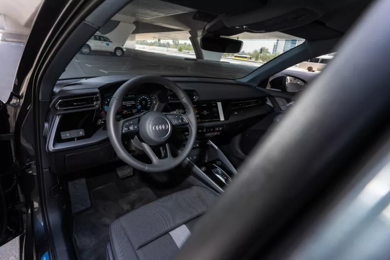 Audi A3 (Grau), 2025  zur Miete in Dubai