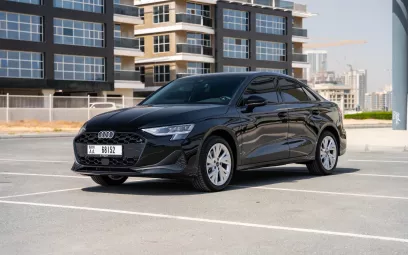 Audi A3 (Schwarz), 2025 zur Miete in Dubai