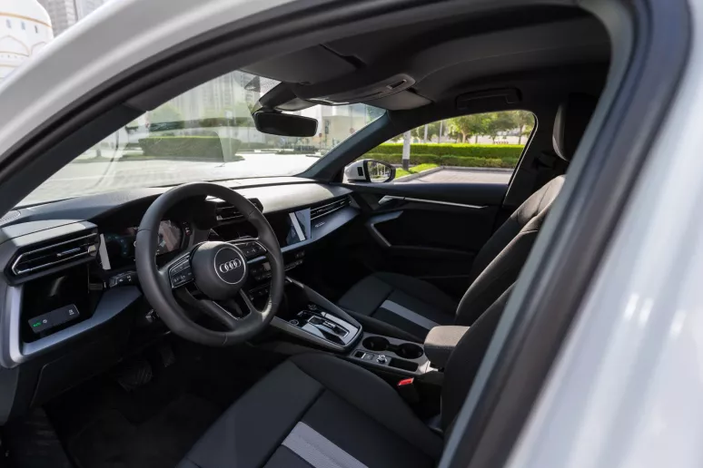 Audi A3 (Белый), 2025 для аренды в Рас-эль-Хайме