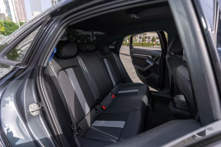 Audi A3 (Grau), 2025  zur Miete in Dubai