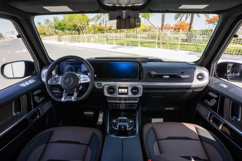 在迪拜 租 梅赛德斯 G63 AMG (绿色), 2021
