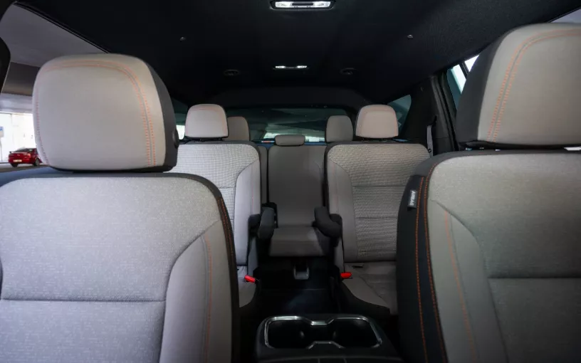 Chevrolet Traverse (Noir), 2025 &agrave; louer &agrave; Duba&iuml;