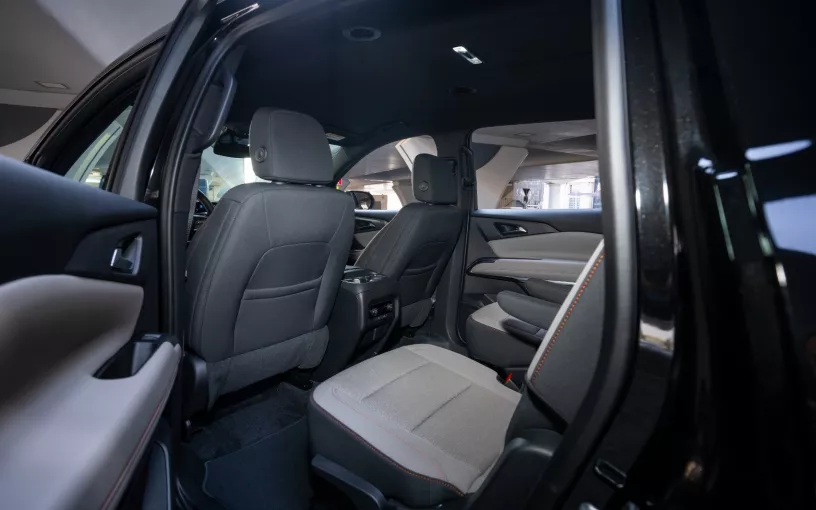 Chevrolet Traverse (Noir), 2025 &agrave; louer &agrave; Duba&iuml;