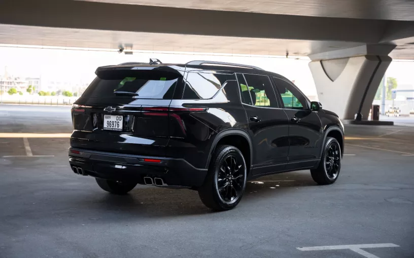 Chevrolet Traverse (Noir), 2025 &agrave; louer &agrave; Duba&iuml;