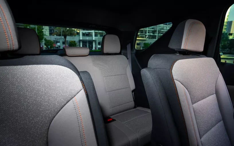 Chevrolet Traverse (Negro), 2025 para alquiler en Dub&aacute;i