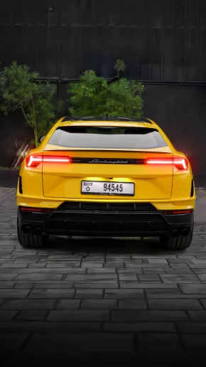 Lamborghini Urus (Gelb), 2025  zur Miete in Abu Dhabi