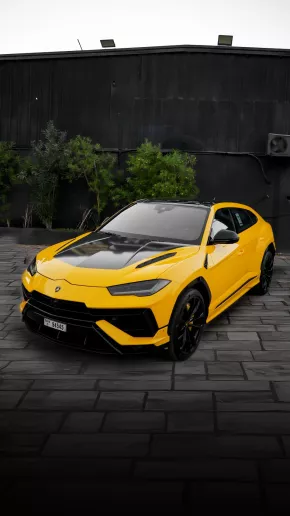 Lamborghini Urus (Gelb), 2025  zur Miete in Abu Dhabi