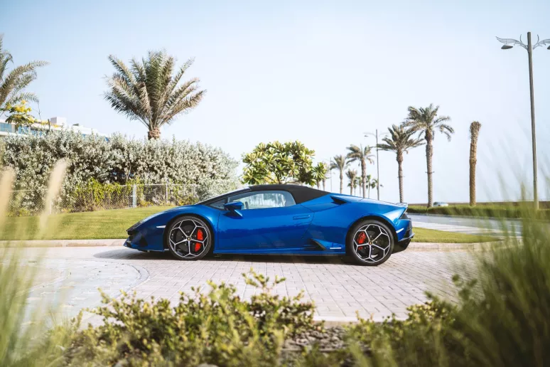 Lamborghini Evo Spyder (Синий), 2021 для аренды в Дубай