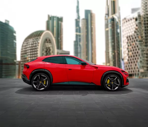 在阿布扎比 租 Ferrari Purosangue (红色), 2025