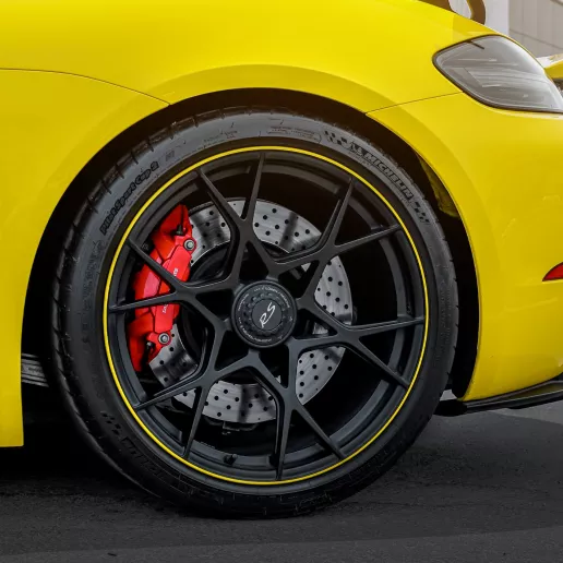 Porsche GT4 (Желтый), 2023 для аренды в Дубай