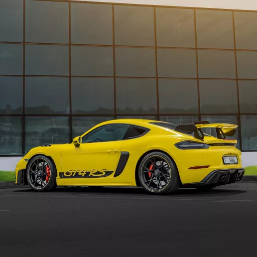 Porsche GT4 (Желтый), 2023 для аренды в Дубай